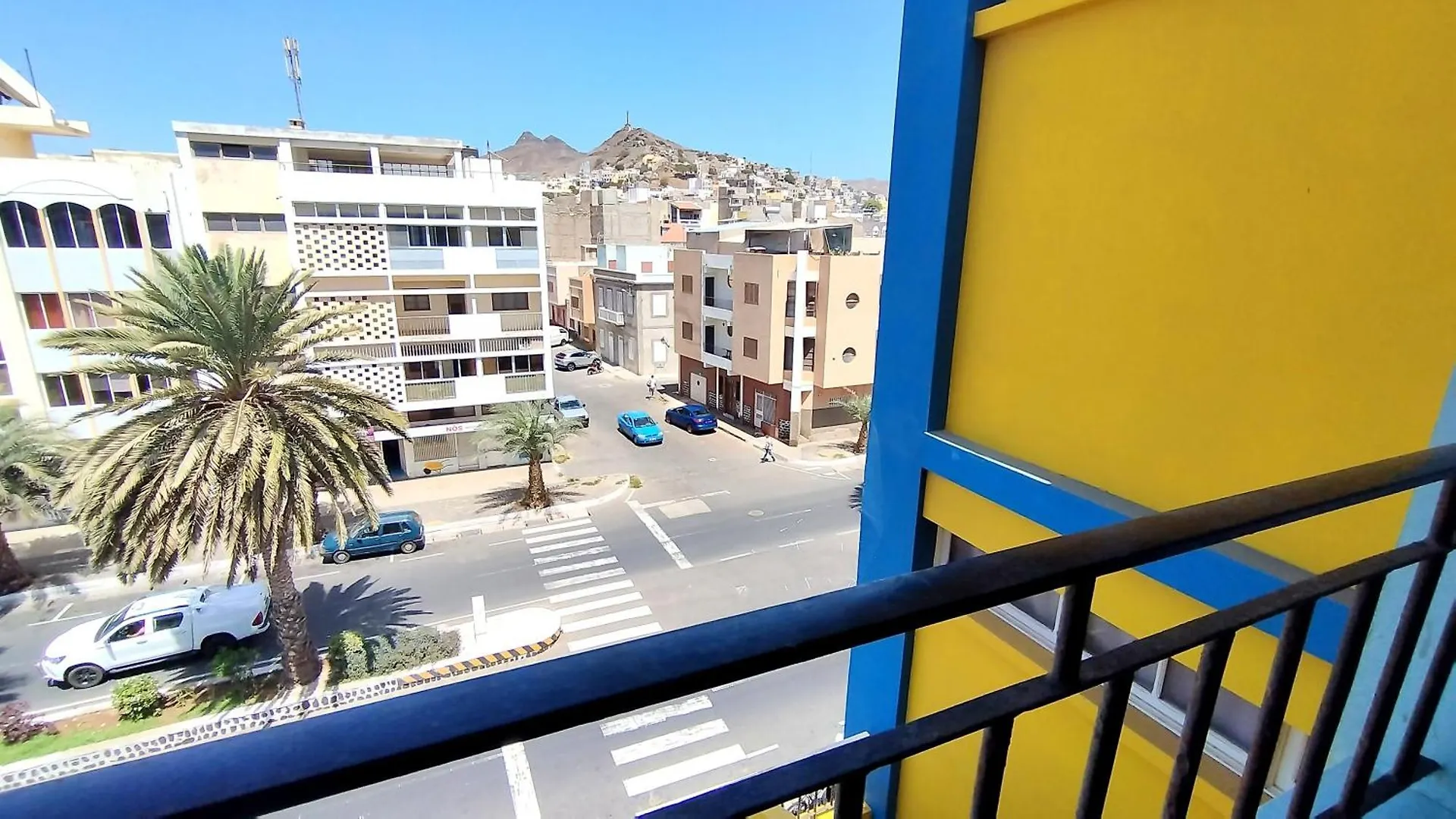 Residencial Amarante Bed & Breakfast Mindelo